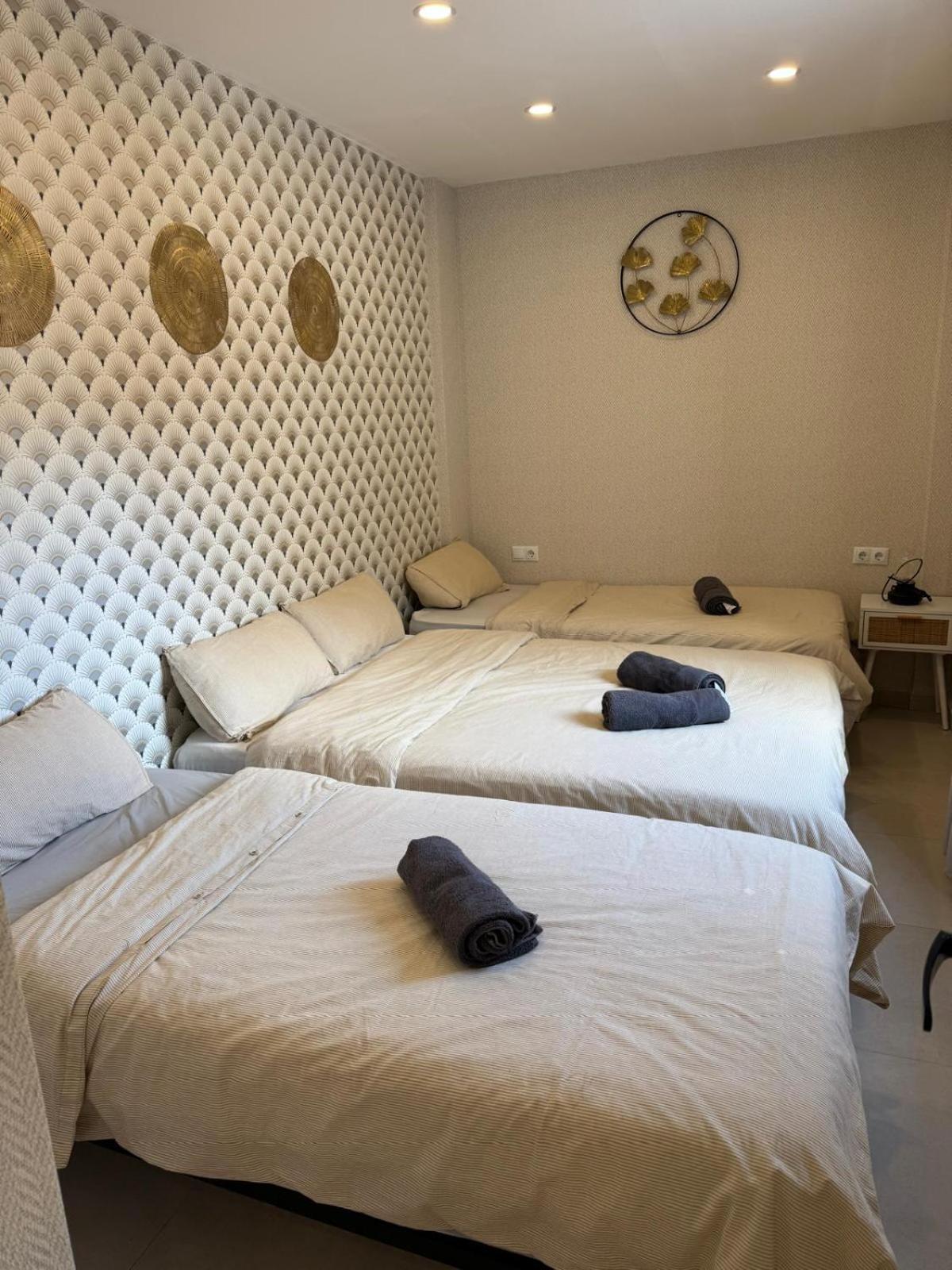 Luxury Apartments Near The Beach And Downtown Centrum 8 Alicante Buitenkant foto