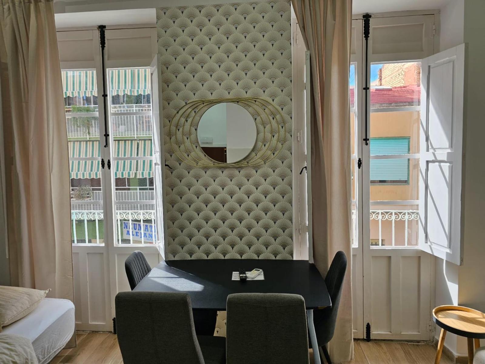 Luxury Apartments Near The Beach And Downtown Centrum 8 Alicante Buitenkant foto