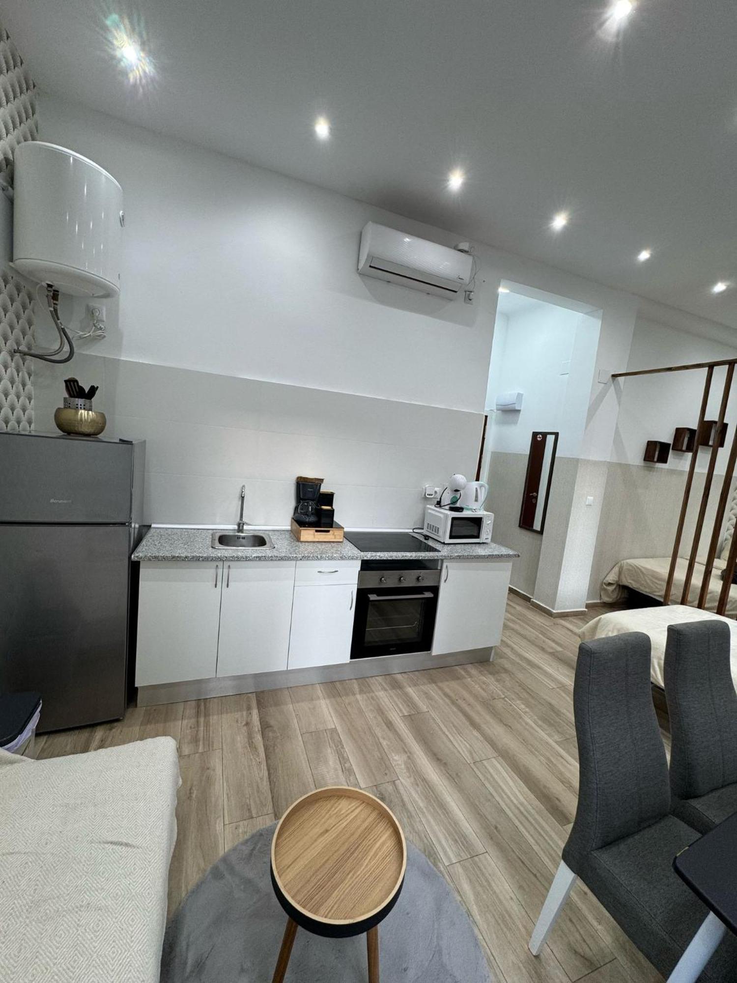 Luxury Apartments Near The Beach And Downtown Centrum 8 Alicante Buitenkant foto
