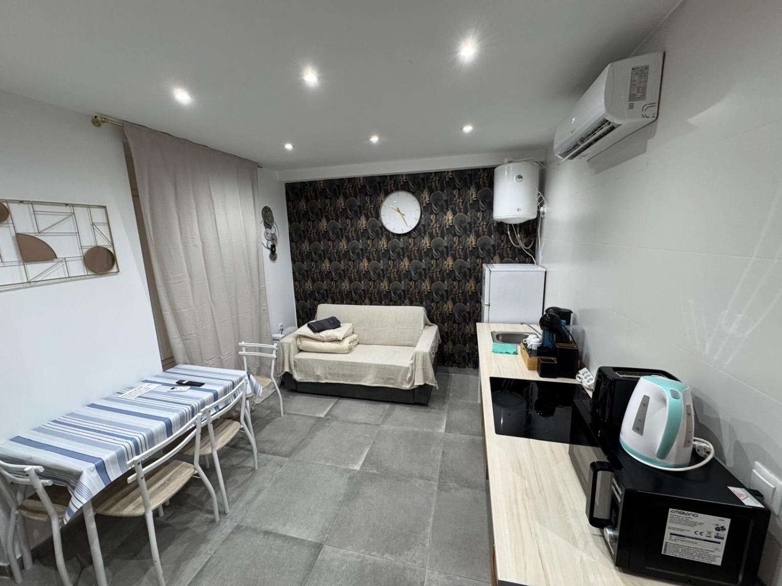 Luxury Apartments Near The Beach And Downtown Centrum 8 Alicante Buitenkant foto