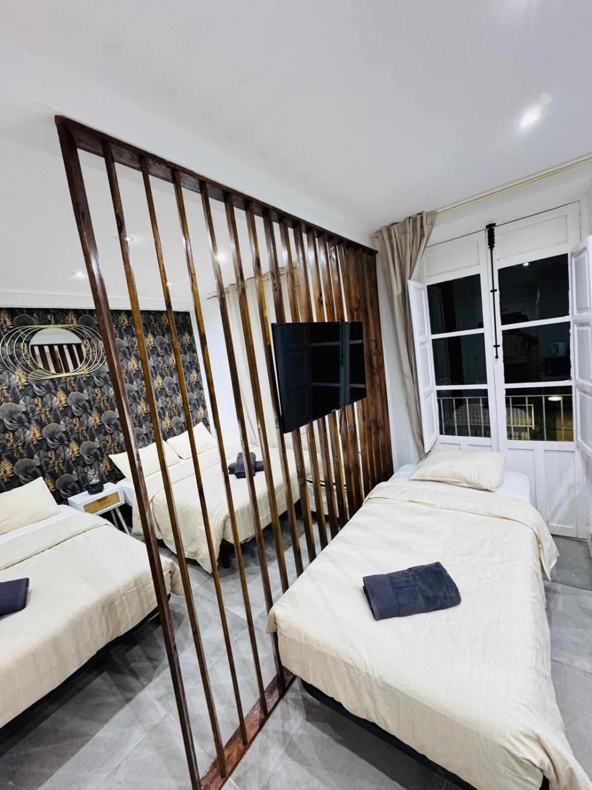Luxury Apartments Near The Beach And Downtown Centrum 8 Alicante Buitenkant foto